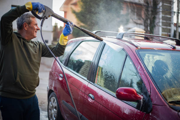 Why Choose Our Certified Pressure Washing Experts for Your Project Needs in Urbancrest, OH?